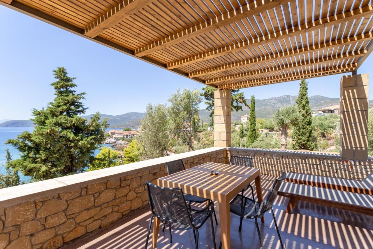 Diapori Suites Hotel Kardamyli Exterior foto