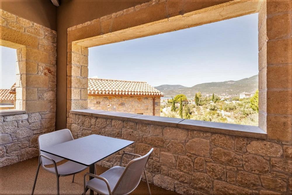 Diapori Suites Hotel Kardamyli Exterior foto