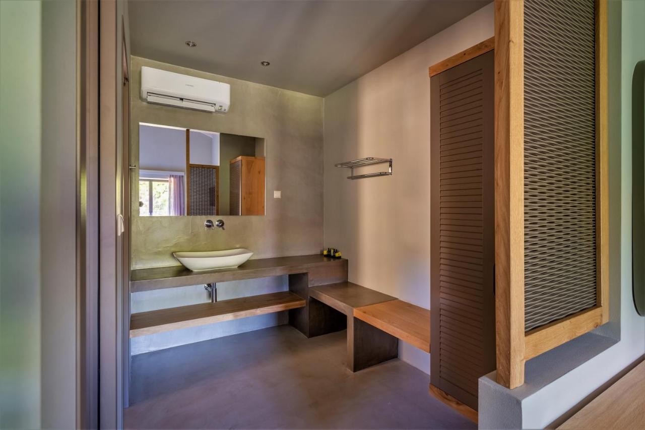 Diapori Suites Hotel Kardamyli Exterior foto
