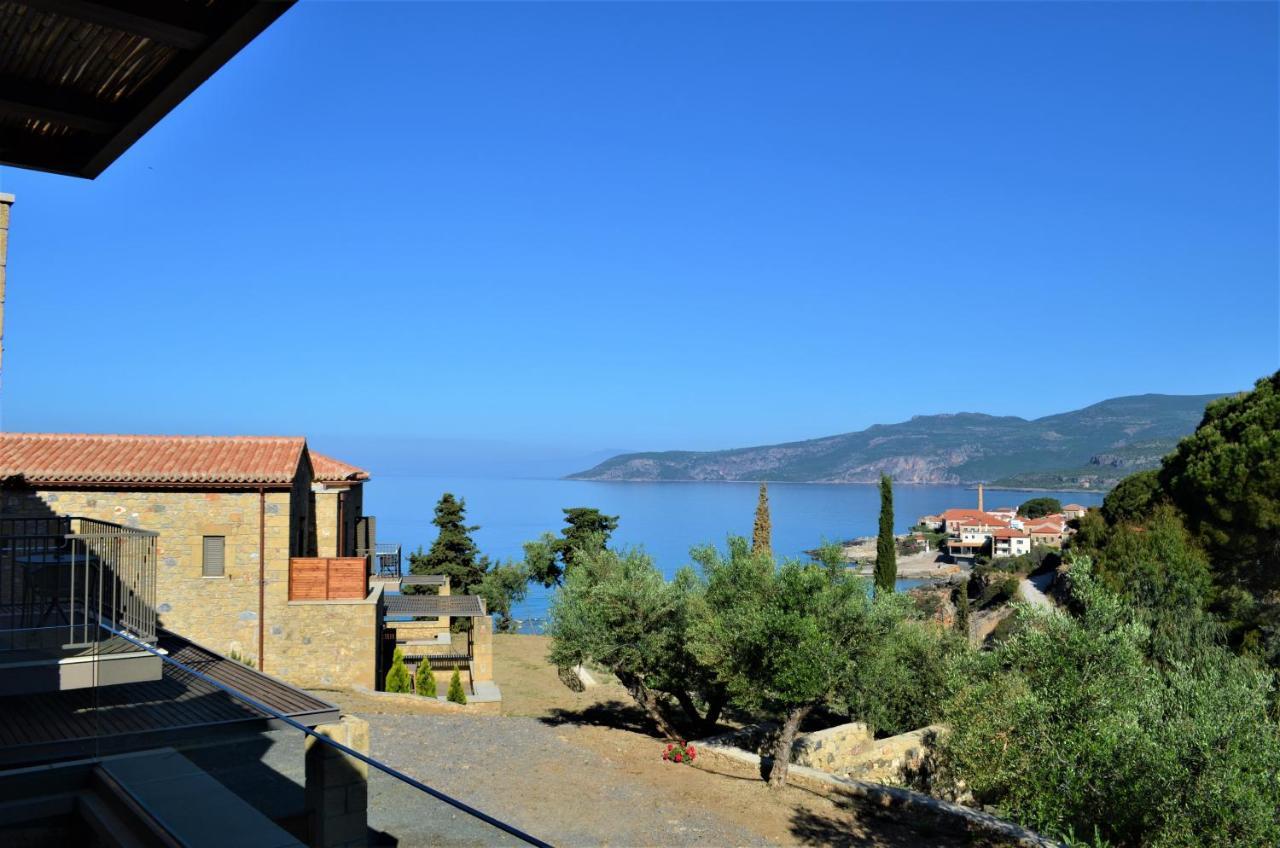 Diapori Suites Hotel Kardamyli Exterior foto