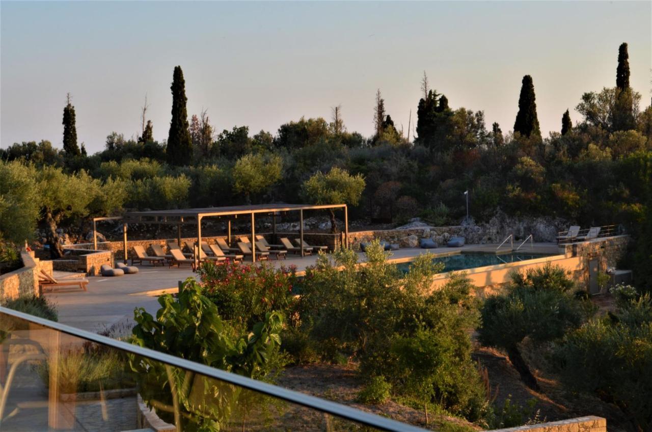 Diapori Suites Hotel Kardamyli Exterior foto
