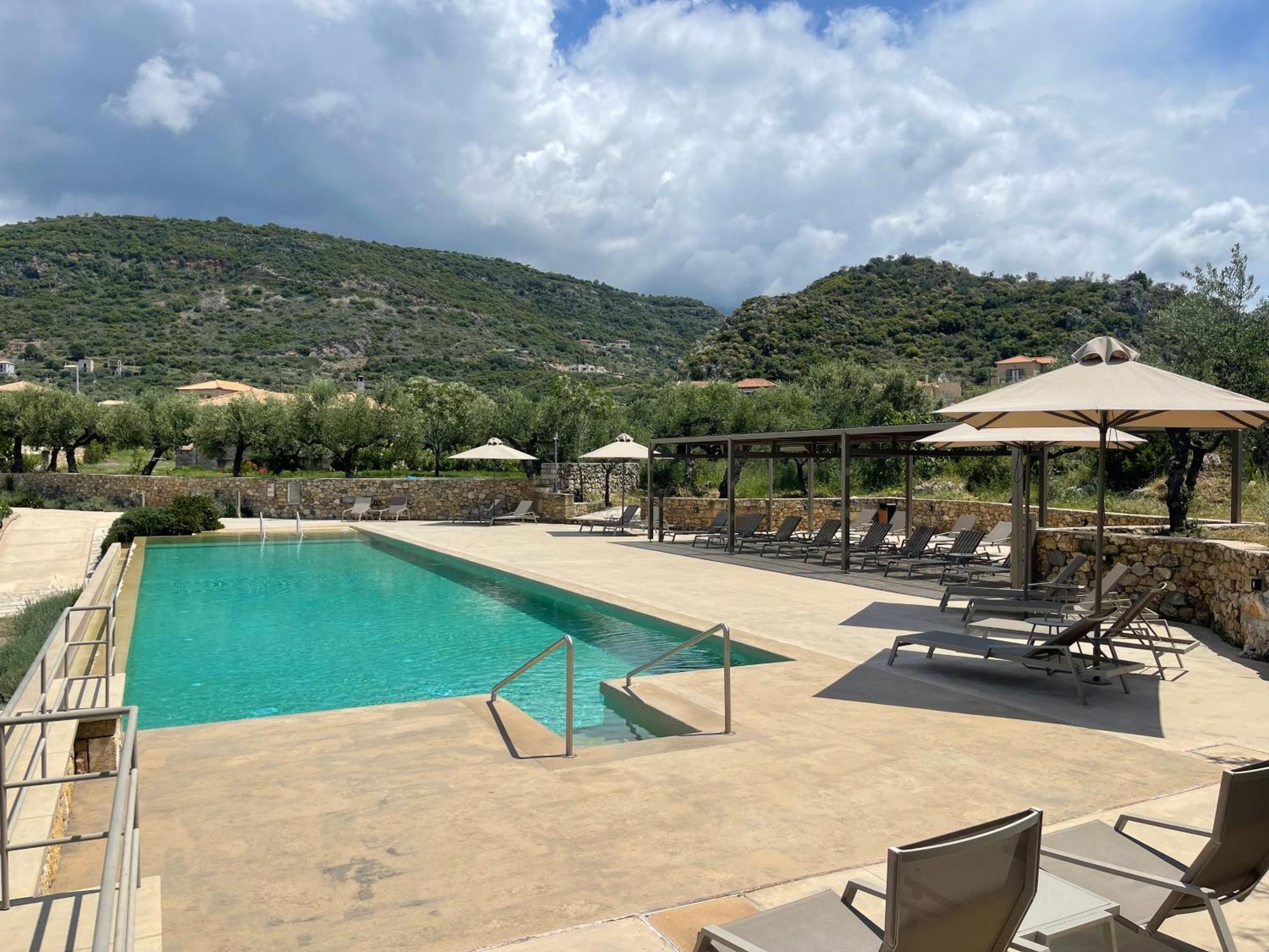 Diapori Suites Hotel Kardamyli Exterior foto