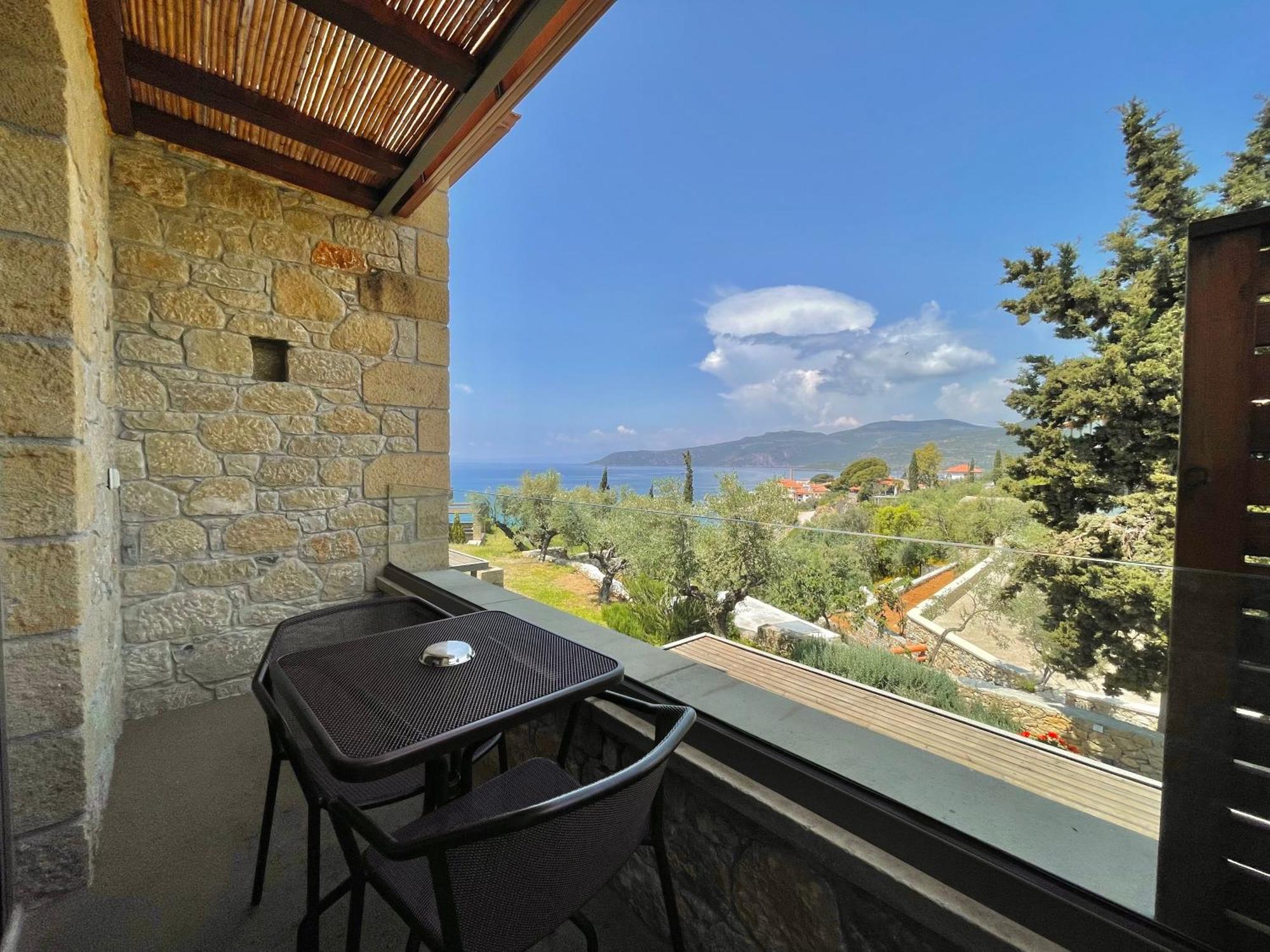 Diapori Suites Hotel Kardamyli Exterior foto