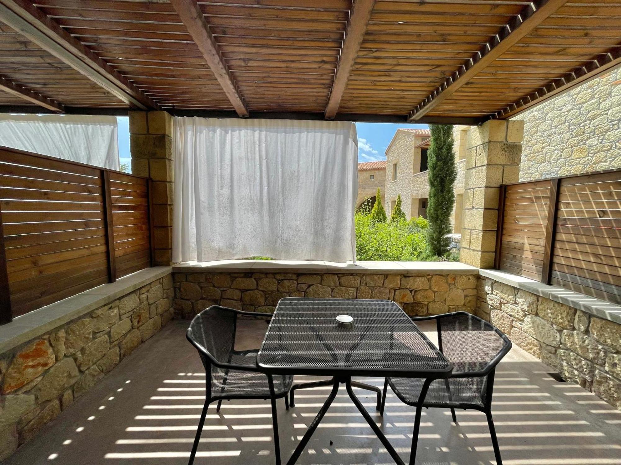 Diapori Suites Hotel Kardamyli Exterior foto