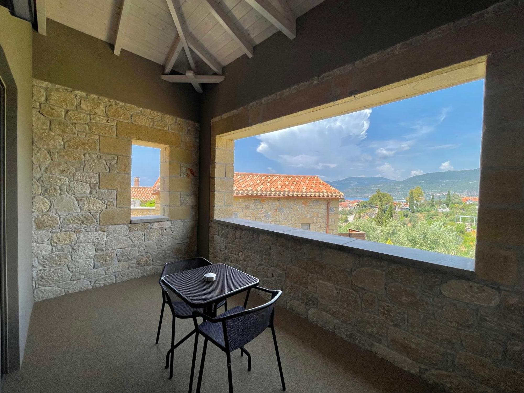 Diapori Suites Hotel Kardamyli Exterior foto