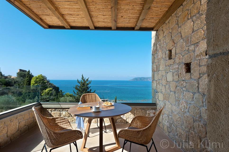 Diapori Suites Hotel Kardamyli Exterior foto
